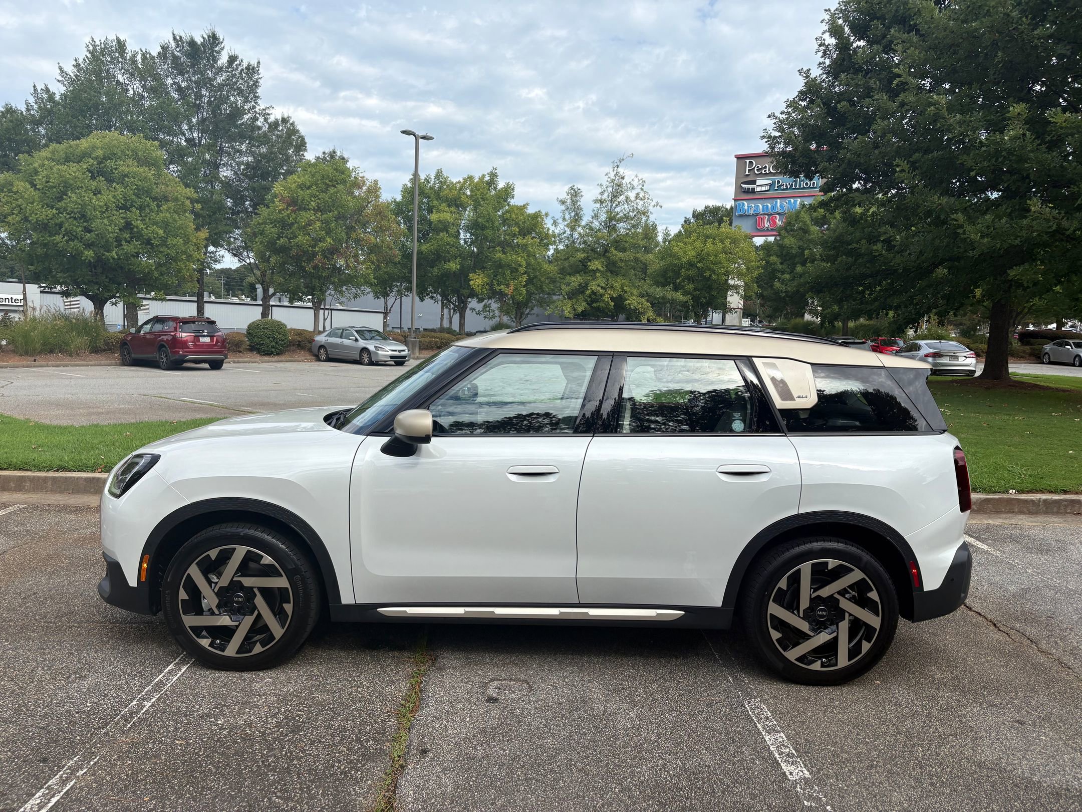 2025 Mini Countryman S ALL4 photo 2