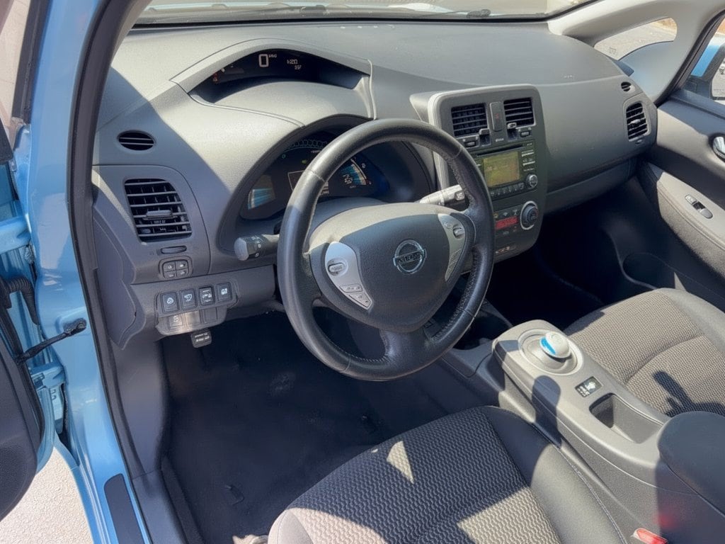 Used 2015 Nissan LEAF S Hatchback