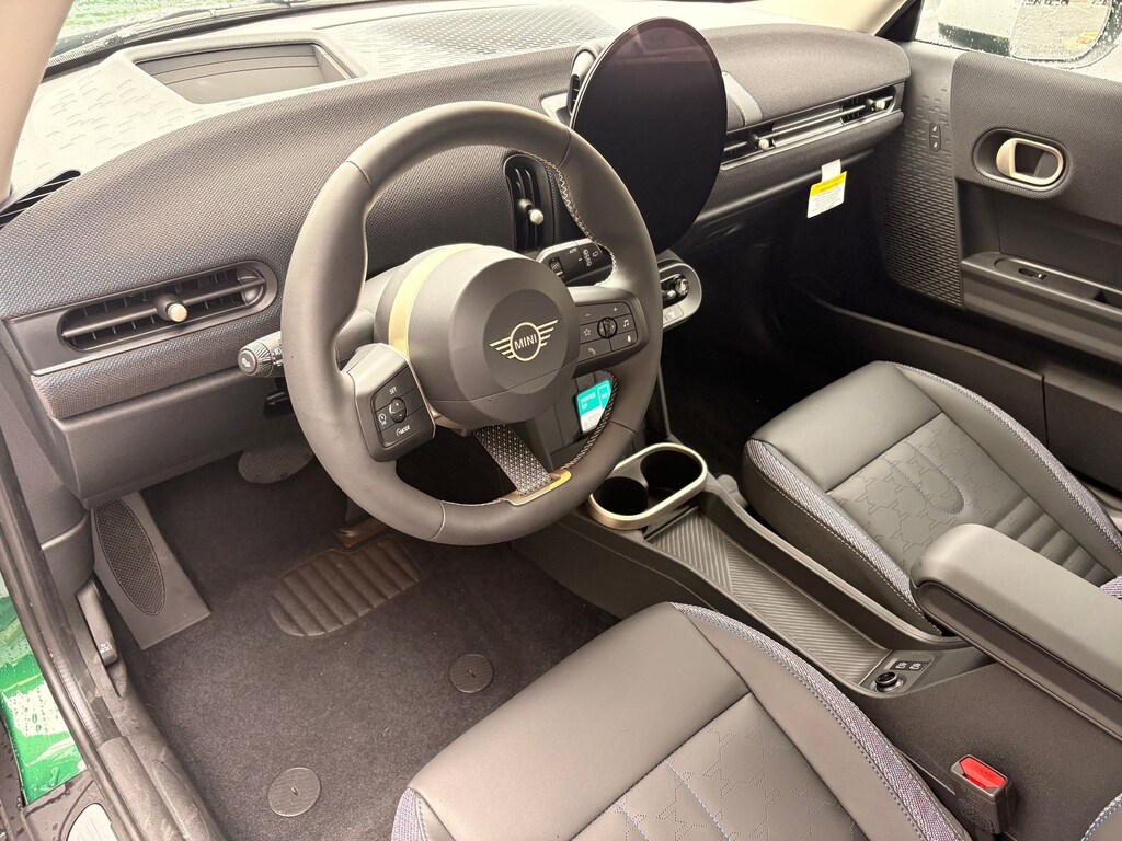 New 2026 MINI 2 Door Signature Plus Hatchback