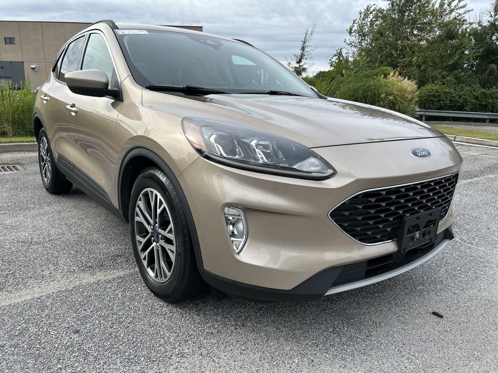 Used 2020 Ford Escape SEL with VIN 1FMCU0H63LUA66903 for sale in Chamblee, GA