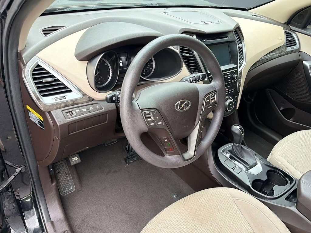 Used 2017 Hyundai Santa Fe Sport 2.4L SUV