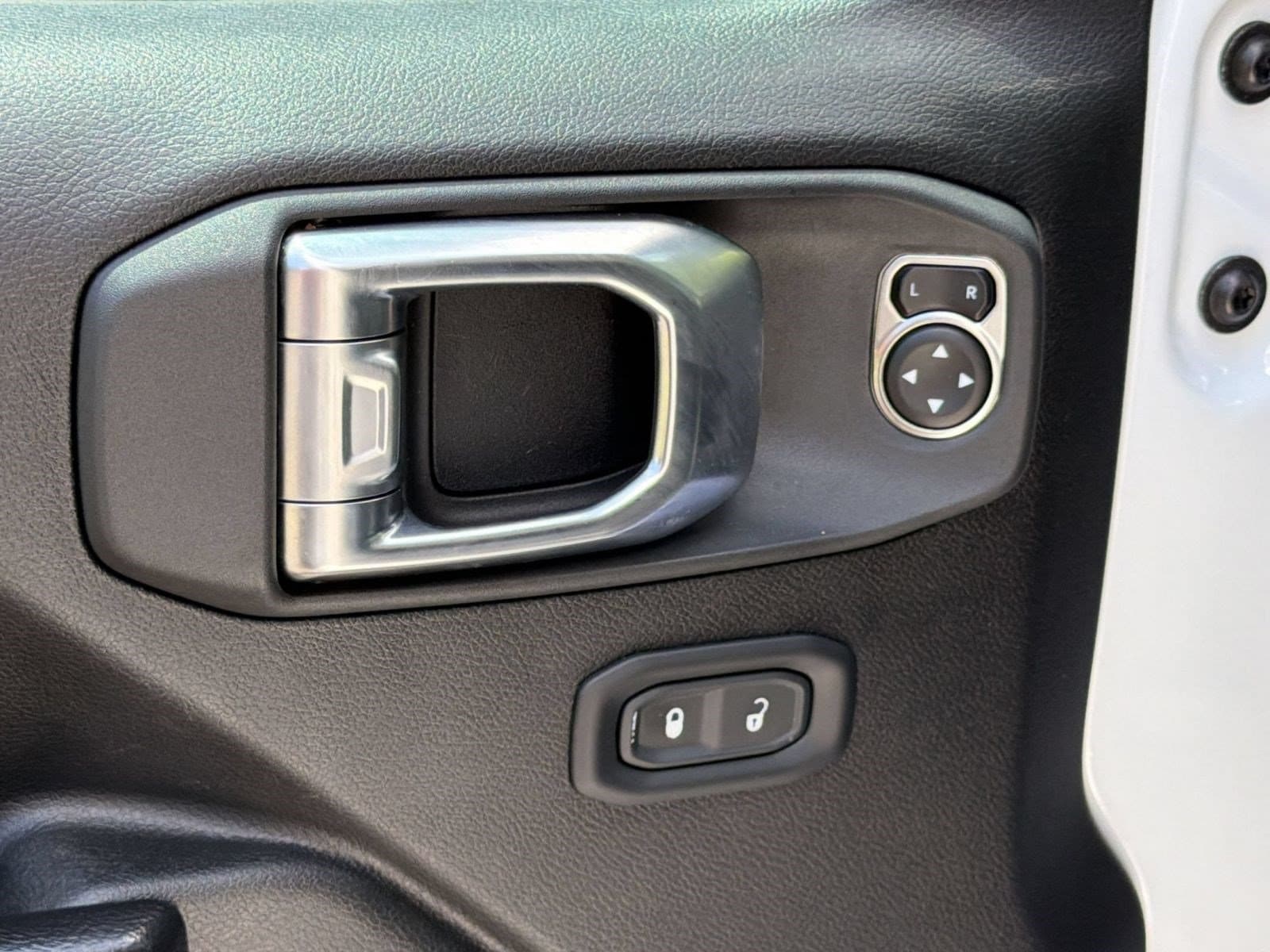 2023 Jeep Wrangler 4-Door High Tide - Photo 14