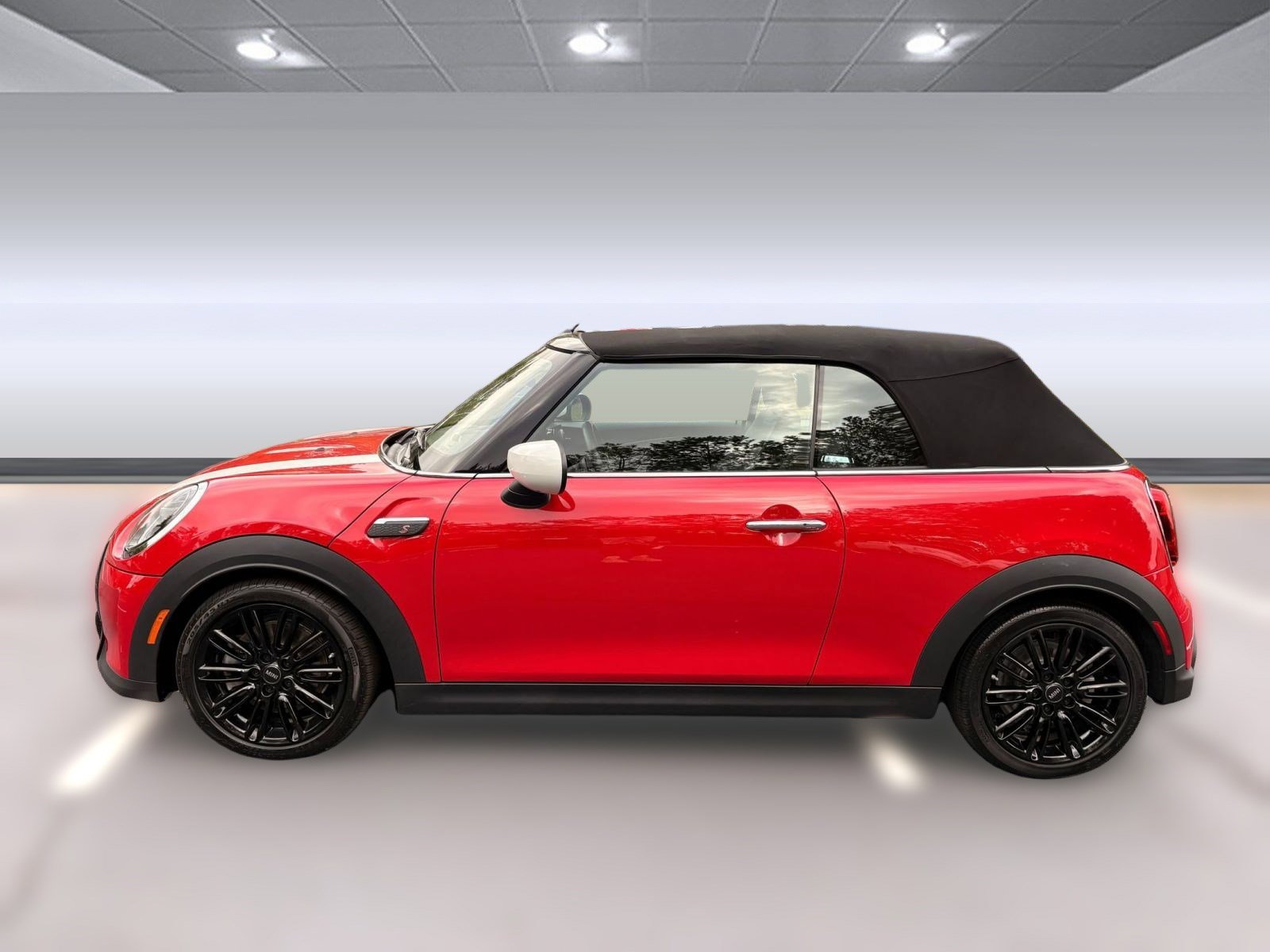 2024 Mini Cooper S Convertible photo 2