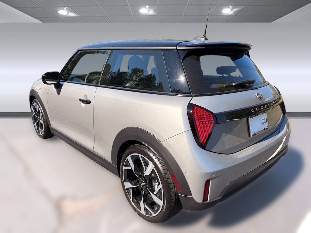 New 2026 MINI 2 Door Signature Plus Hatchback