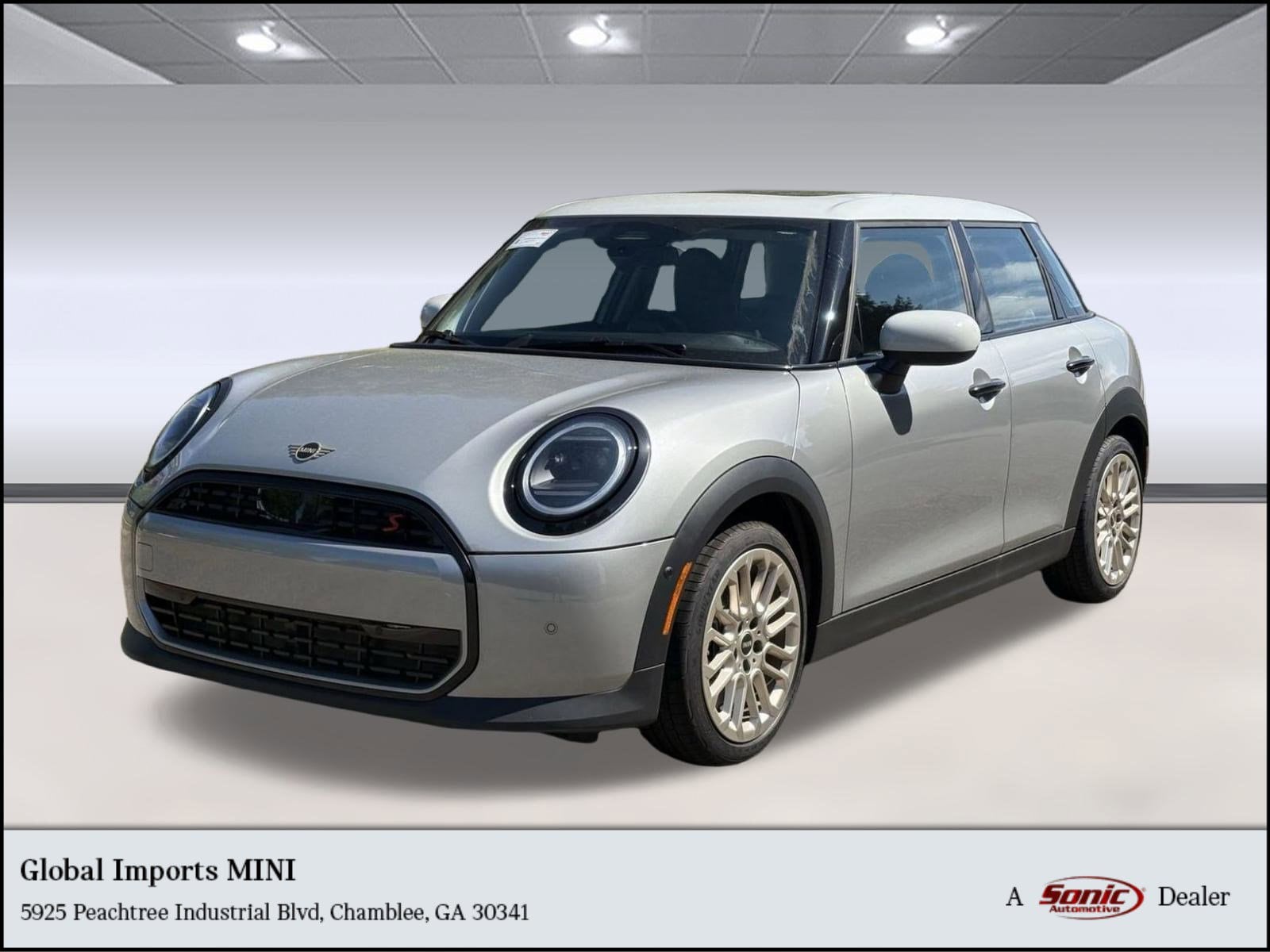 2025 MINI Hardtop 4 Door S's photo