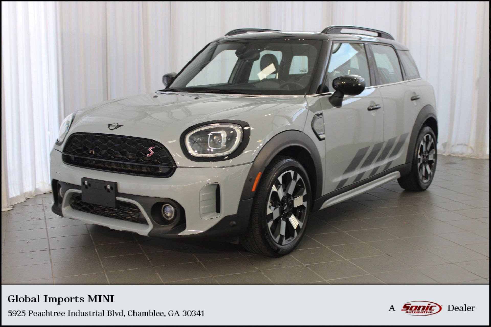 2023 MINI Countryman S's photo