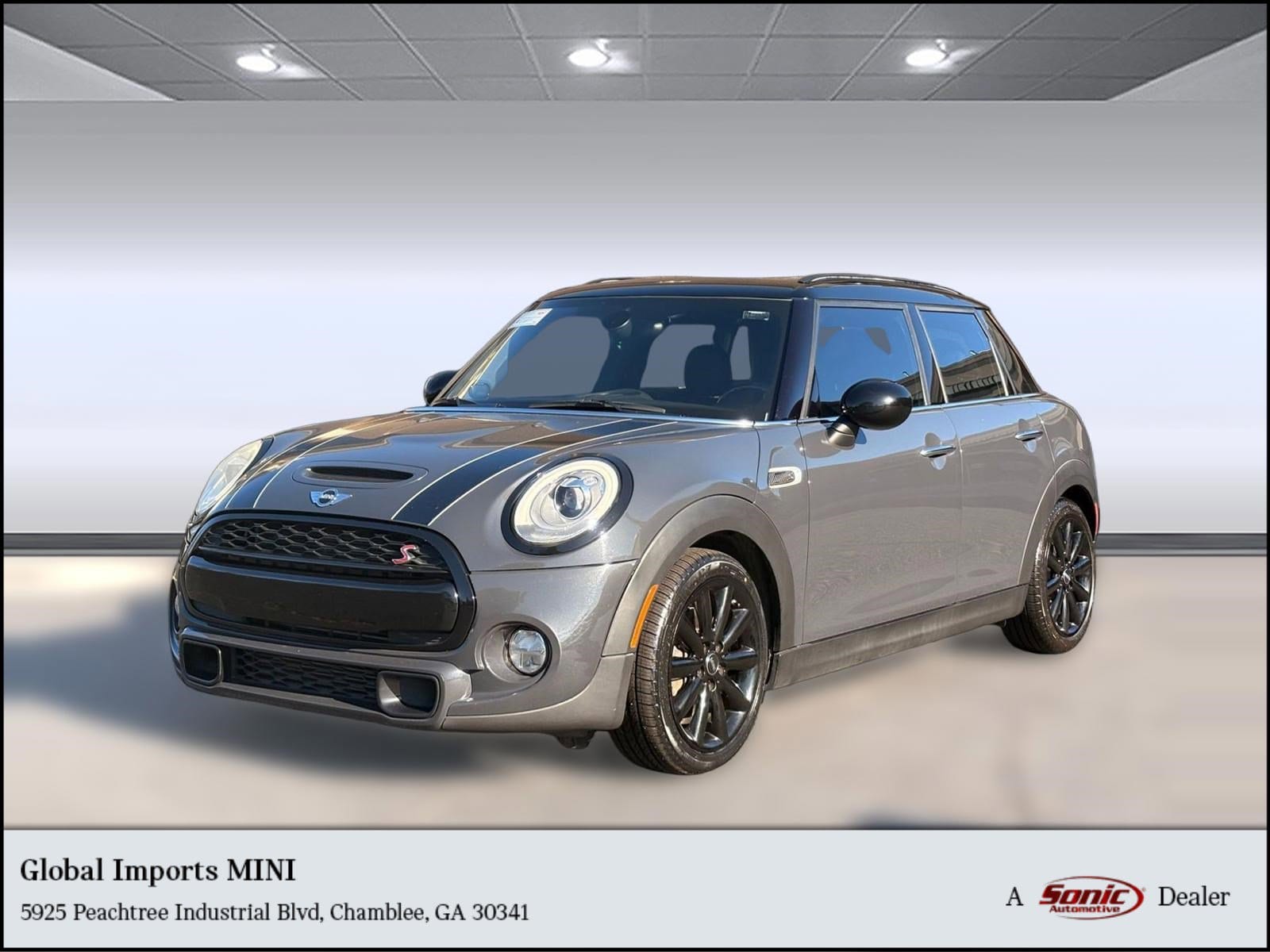 2017 MINI Cooper S's photo