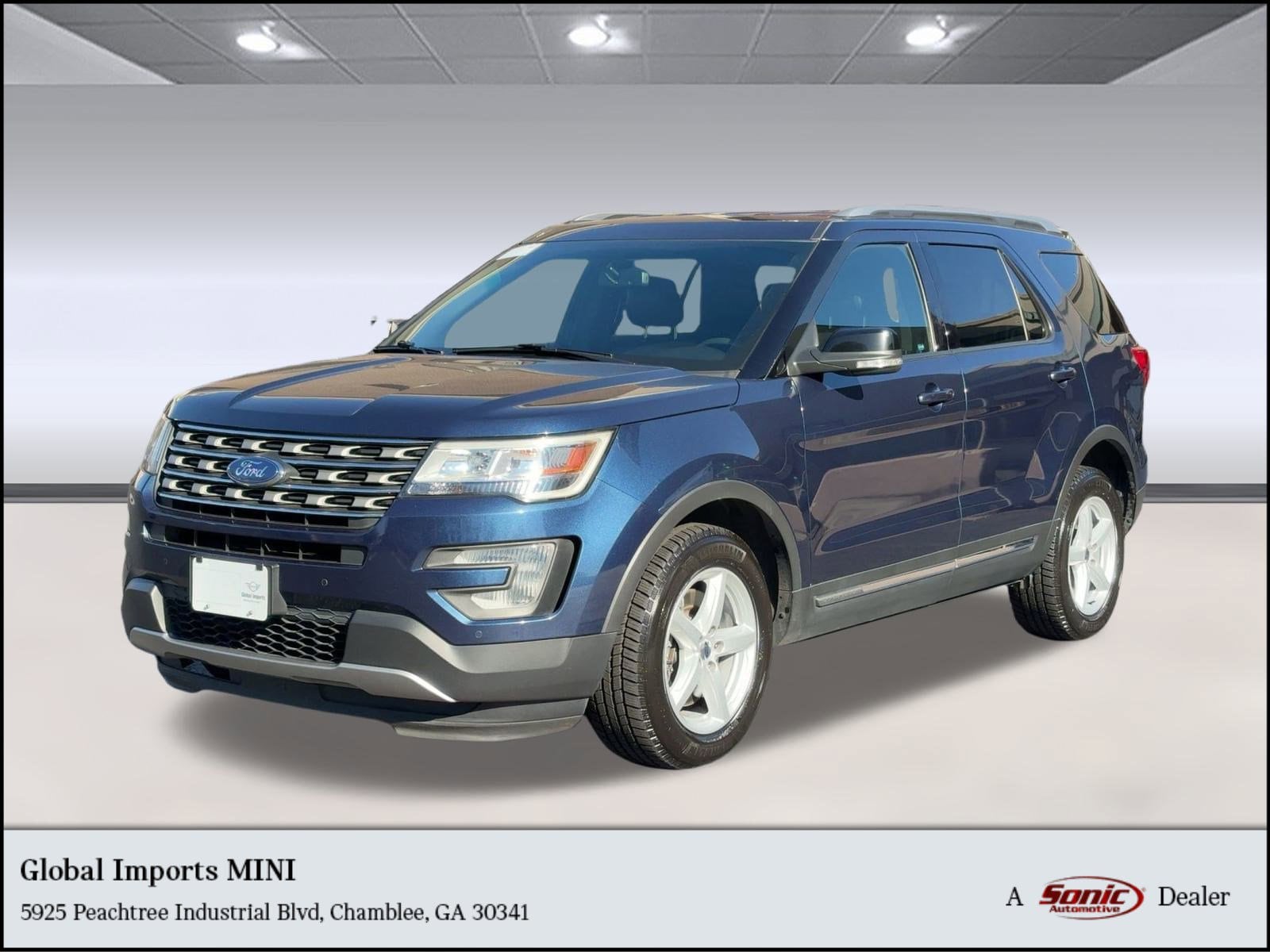 2017 Ford Explorer XLT's photo
