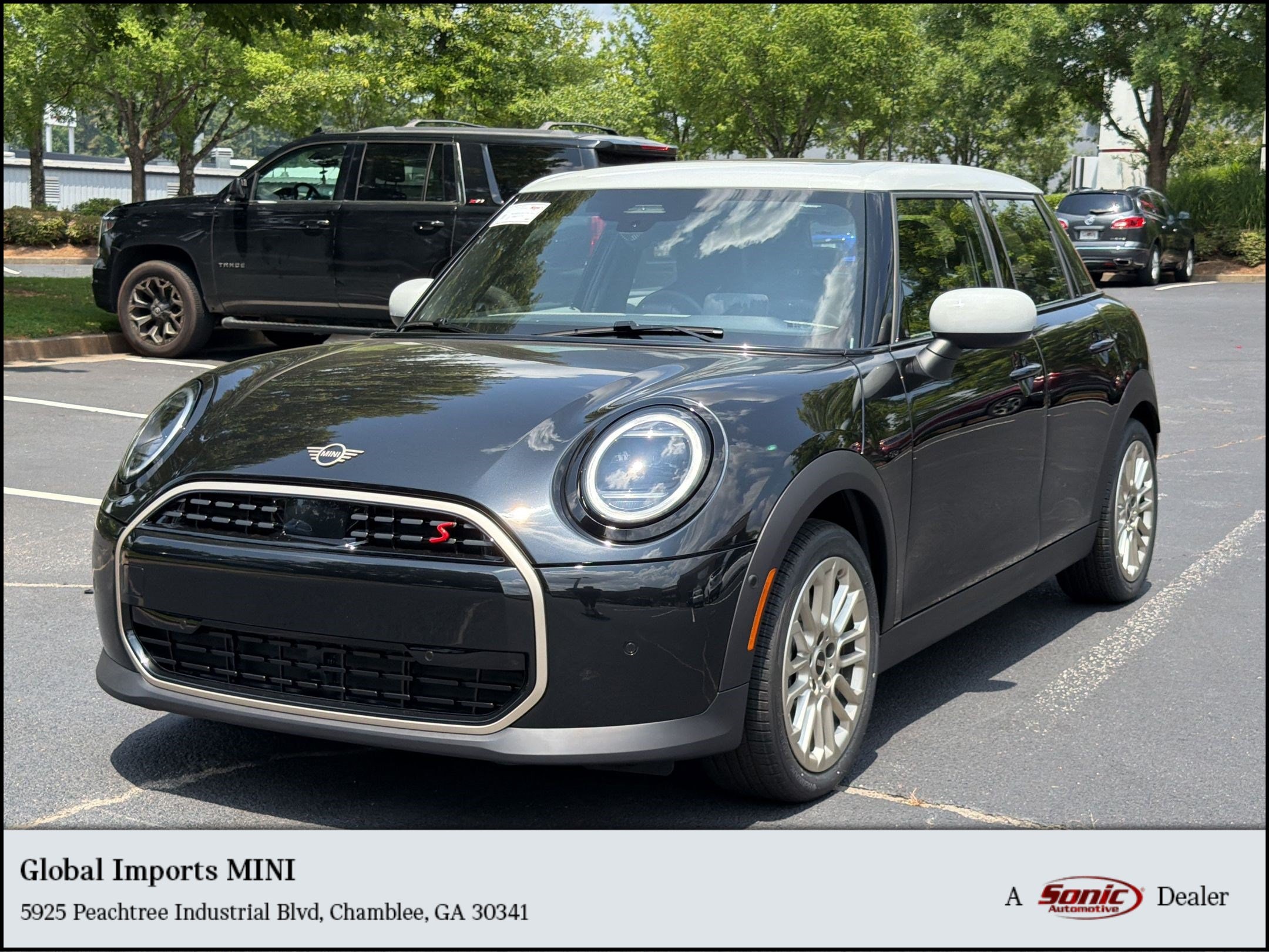 2026 MINI Hardtop Cooper S Signature's photo