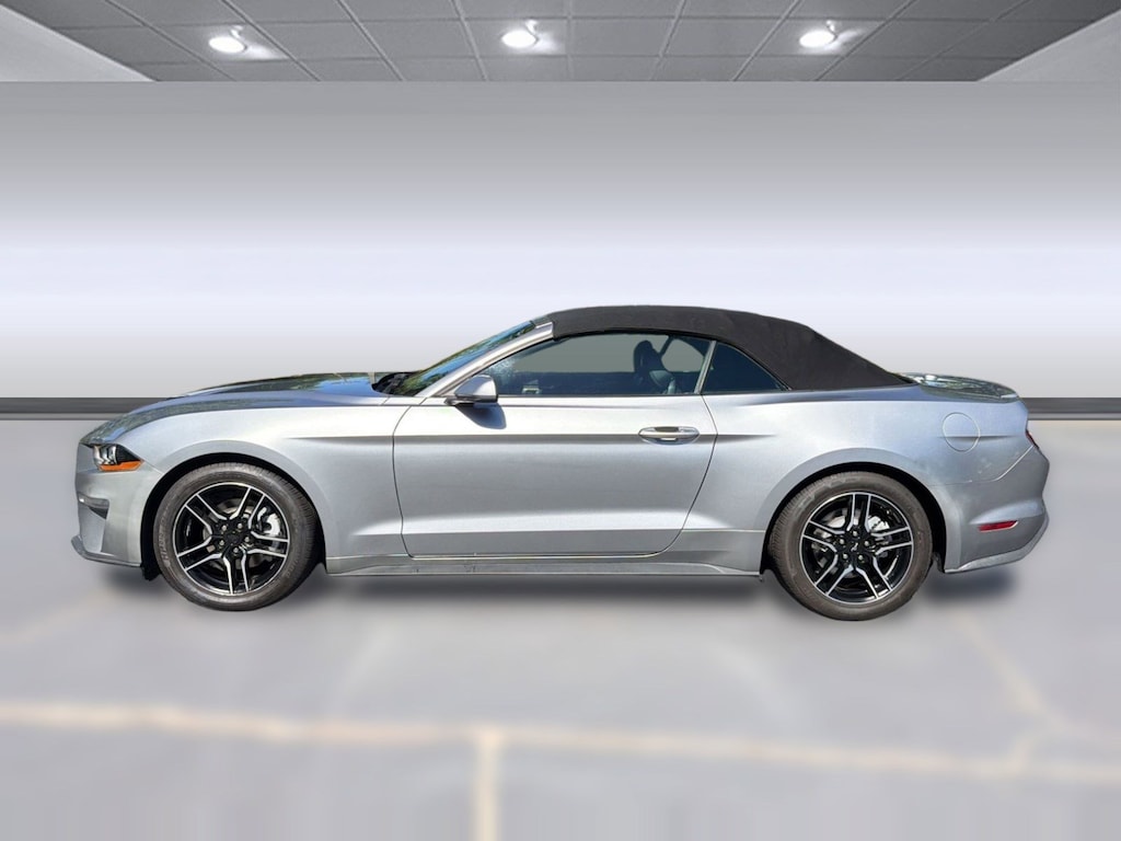 Used 2022 Ford Mustang Convertible