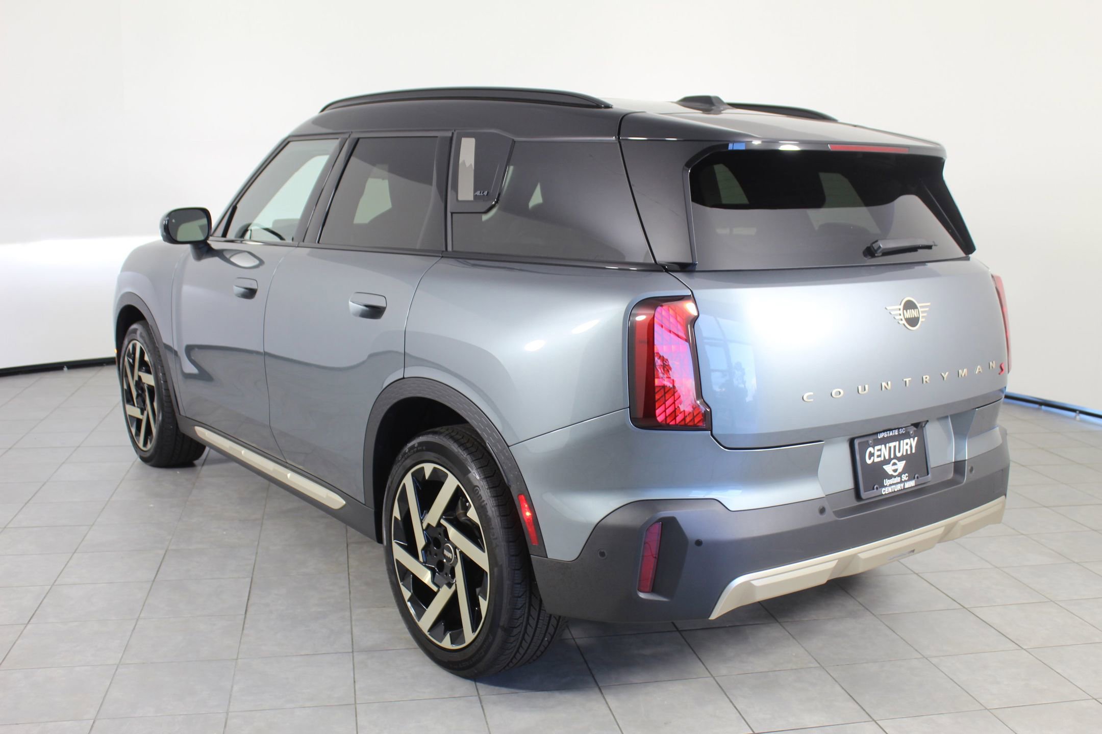 2025 Mini Countryman S photo 2