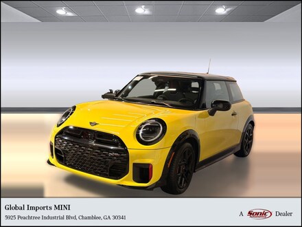 2026 MINI 2 Door Signature Plus Hatchback