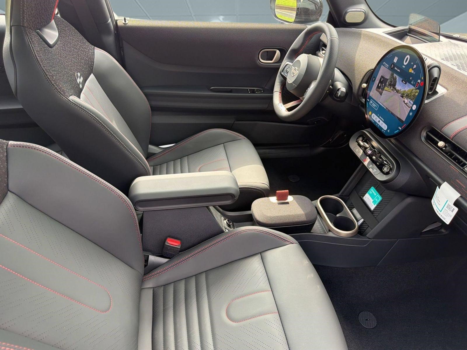 2026 MINI Hardtop 2 Door S - Photo 23