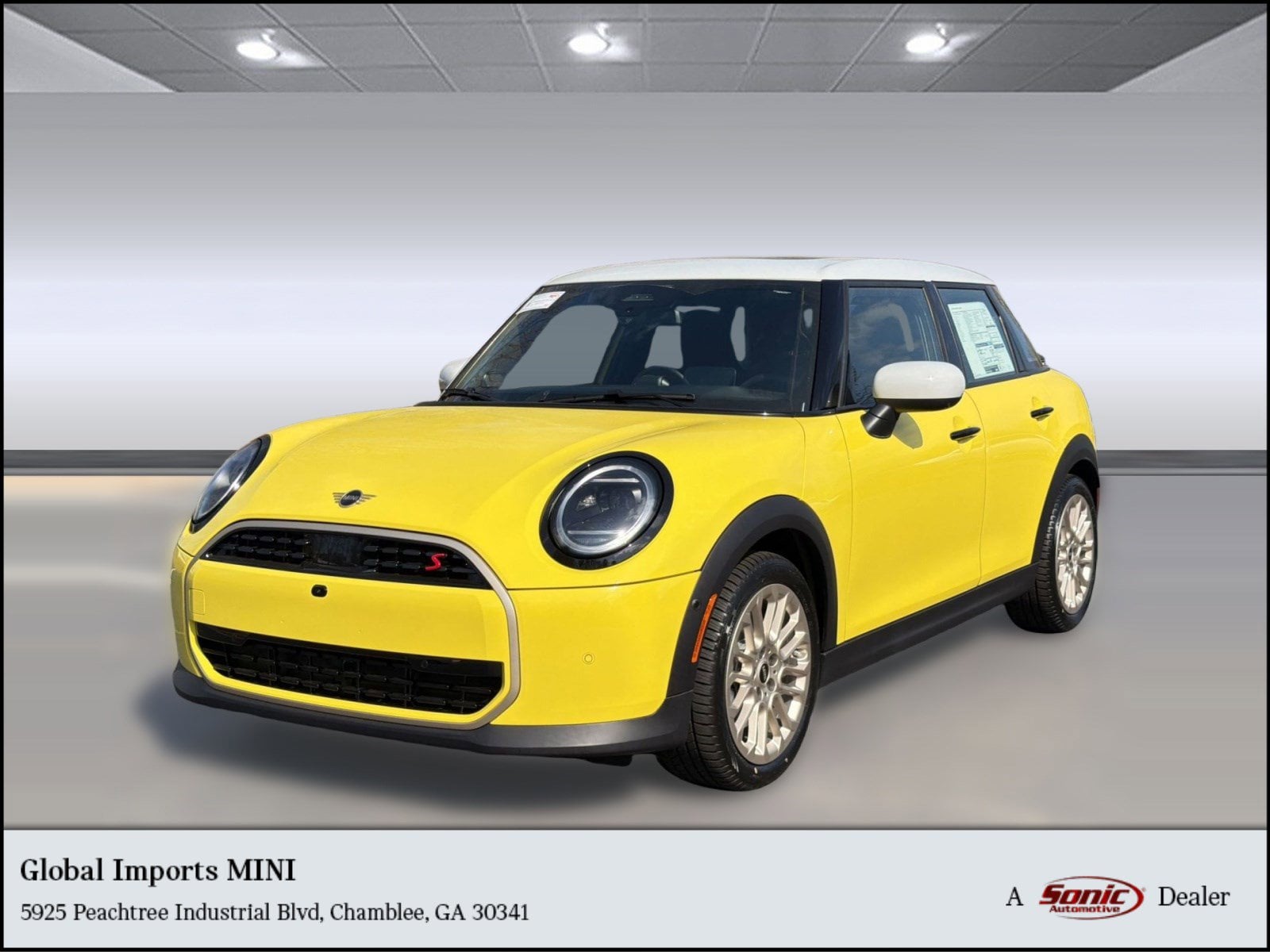 2026 MINI Hardtop Cooper S's photo