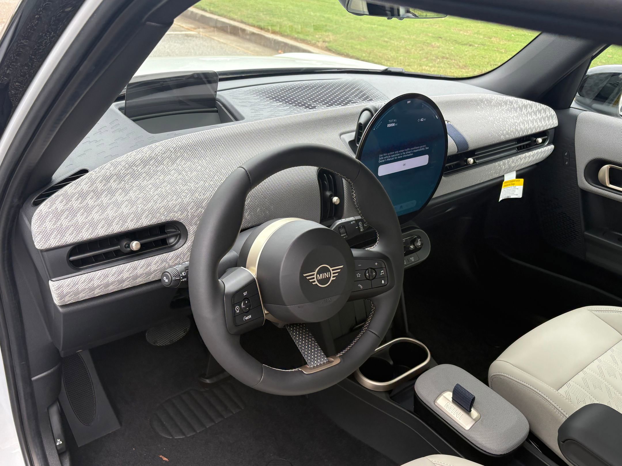 2025 Mini Cooper 4 Door Hardtop Signature photo 4