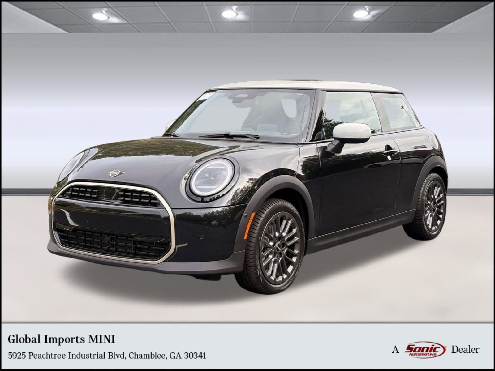 2026 MINI Hardtop 2 Door's photo