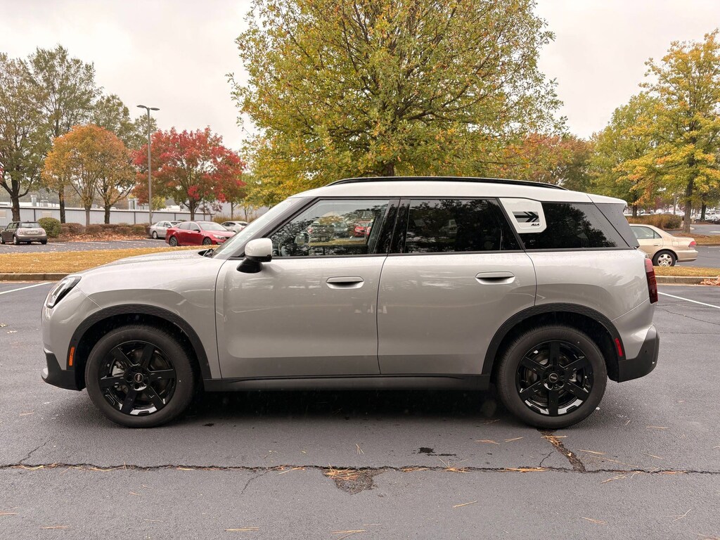 New 2026 MINI Countryman Iconic SUV