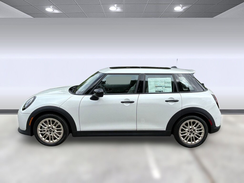 New 2025 MINI Hardtop 4 Door Signature Plus Hatchback