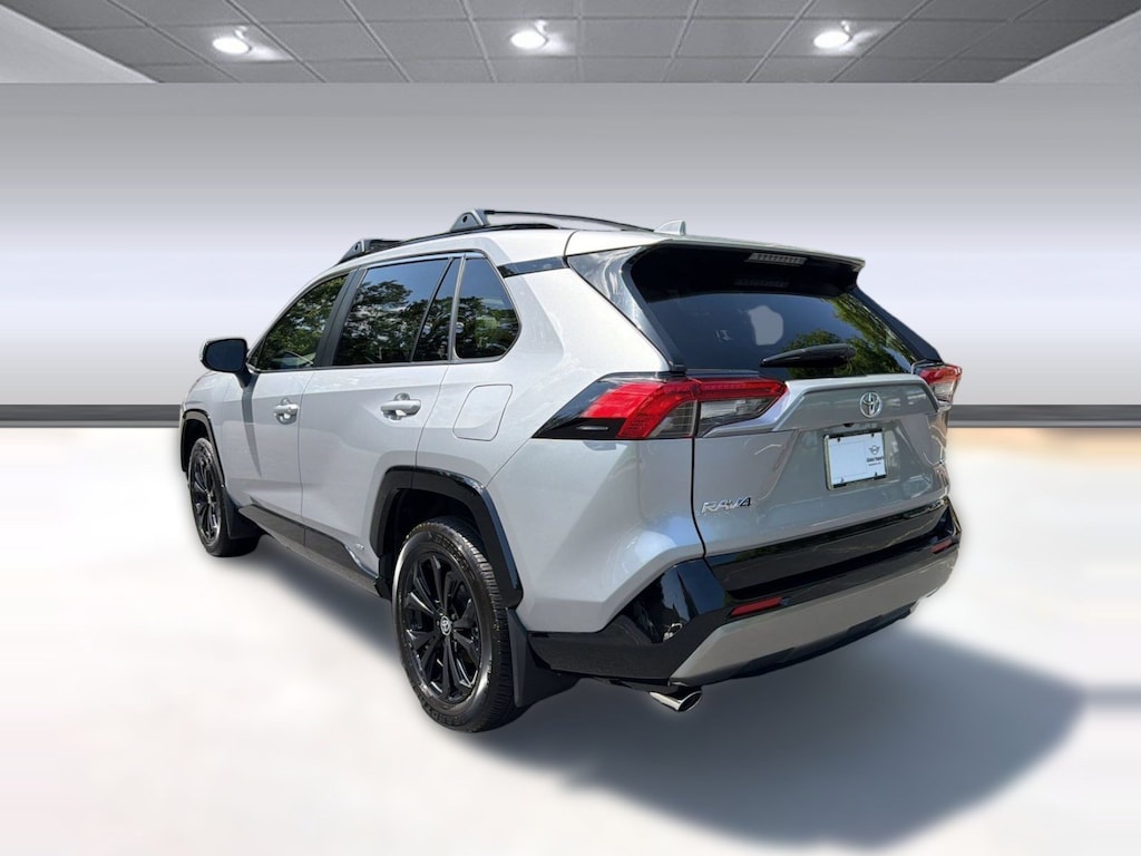 Used 2025 Toyota RAV4 Hybrid SE SUV