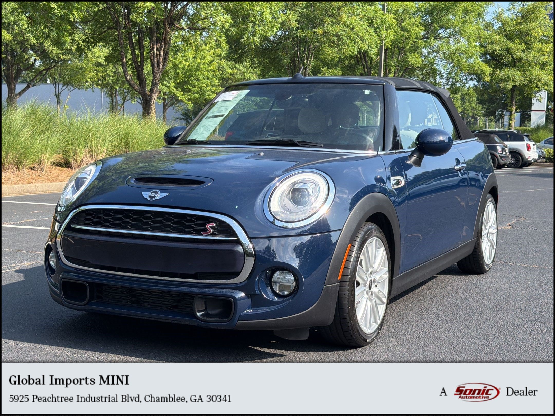 2017 MINI Cooper S Convertible's photo