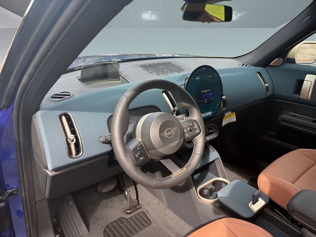 New 2025 MINI Countryman Signature Plus SUV