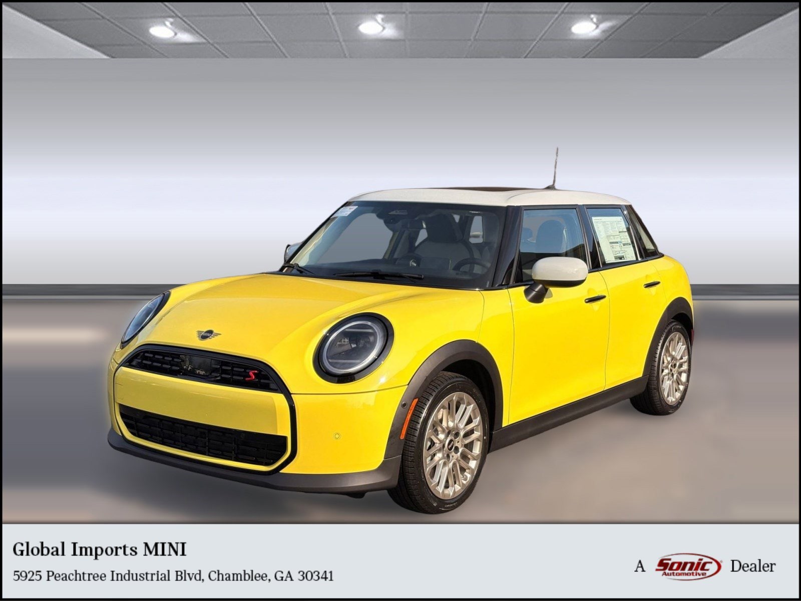 2026 MINI Hardtop 4 Door S's photo