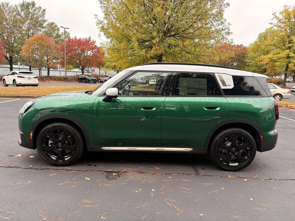 New 2026 MINI Countryman Iconic SUV