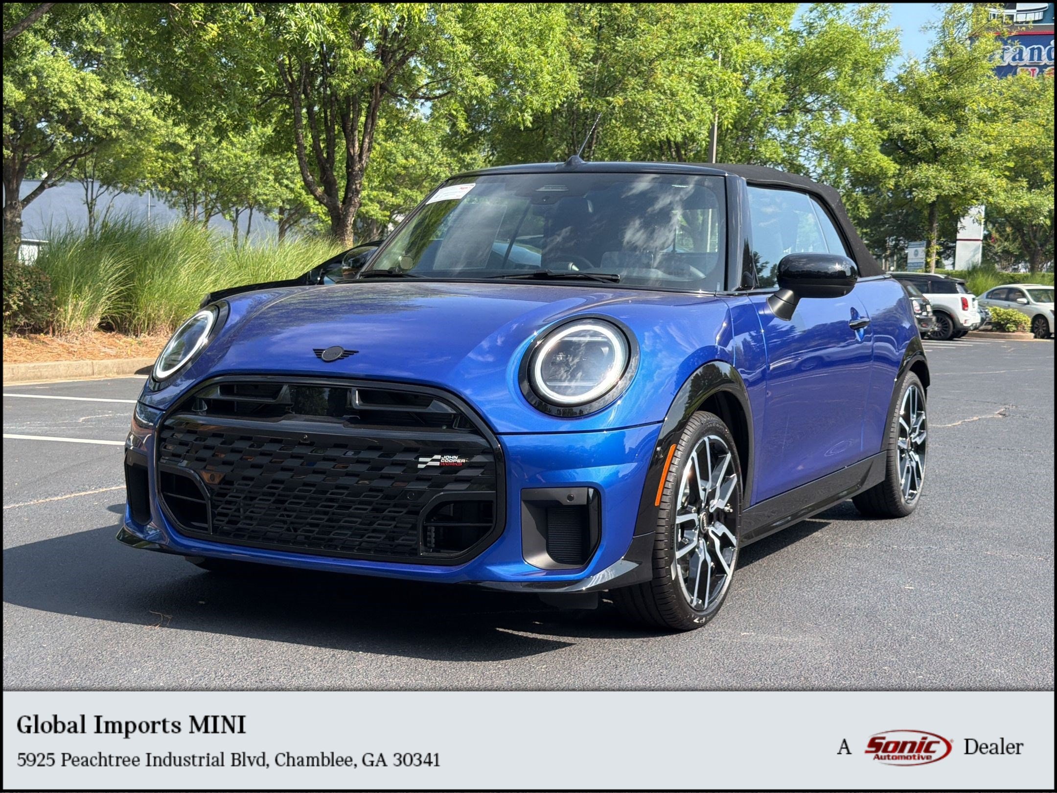 2026 MINI Convertible Cooper S's photo