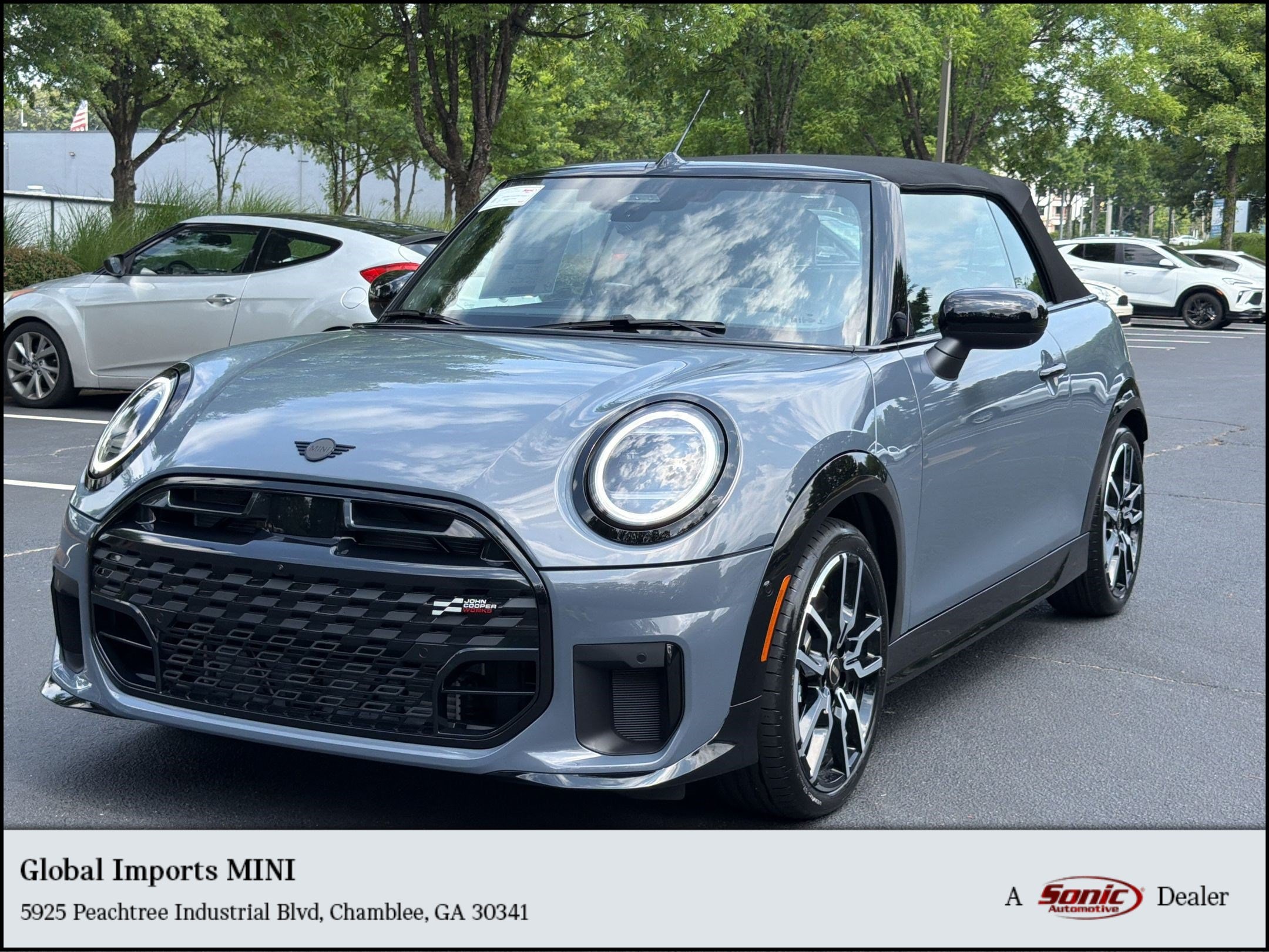 2026 MINI Convertible Cooper S's photo