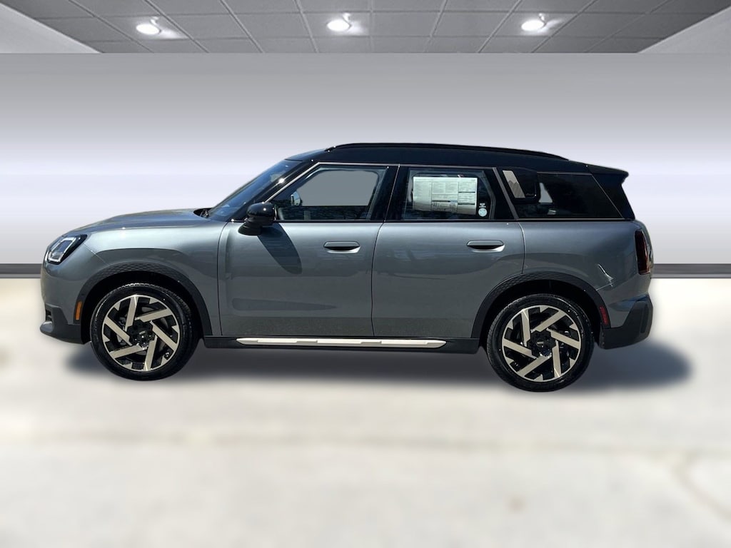 New 2025 MINI Countryman Signature Plus SUV
