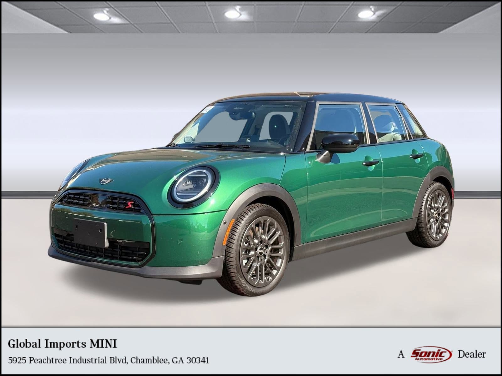 2025 MINI Hardtop 4 Door S's photo