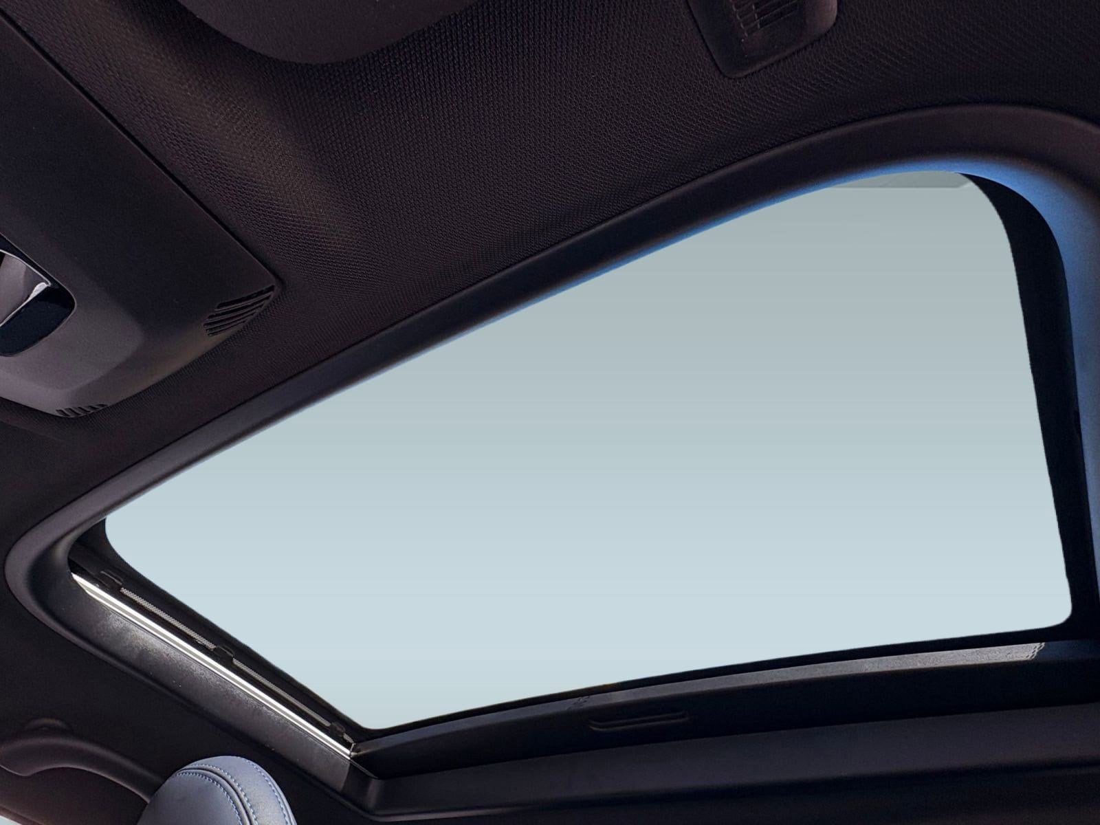 2026 MINI Hardtop 4 Door - Photo 16