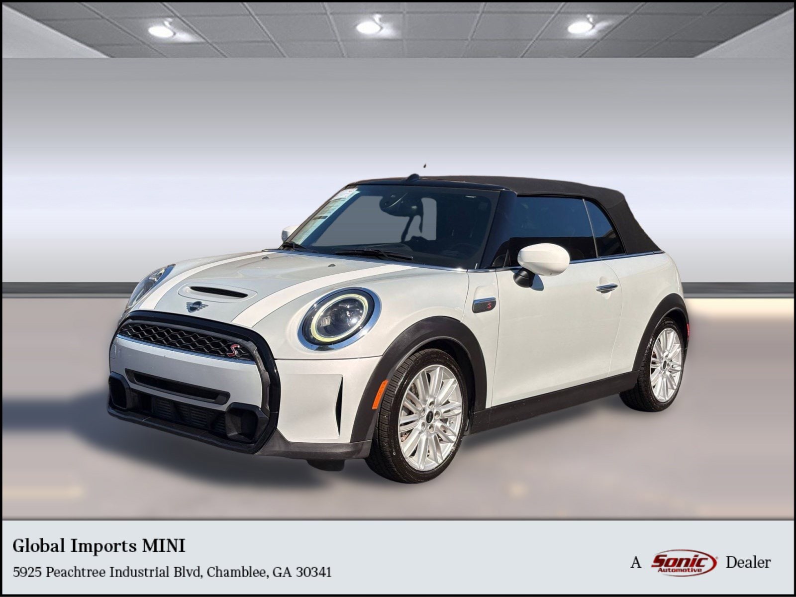 2023 MINI Convertible S's photo