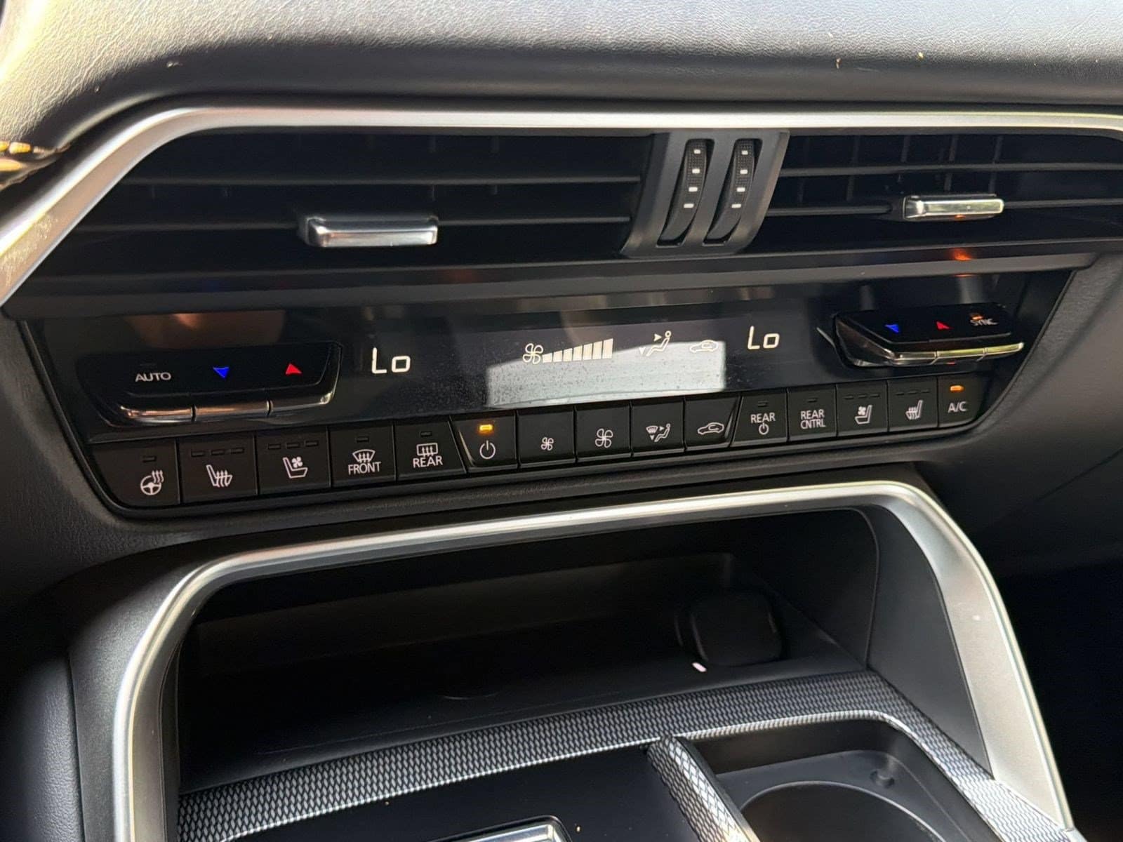 2025 Mazda CX-70 Premium Plus Package - Photo 18