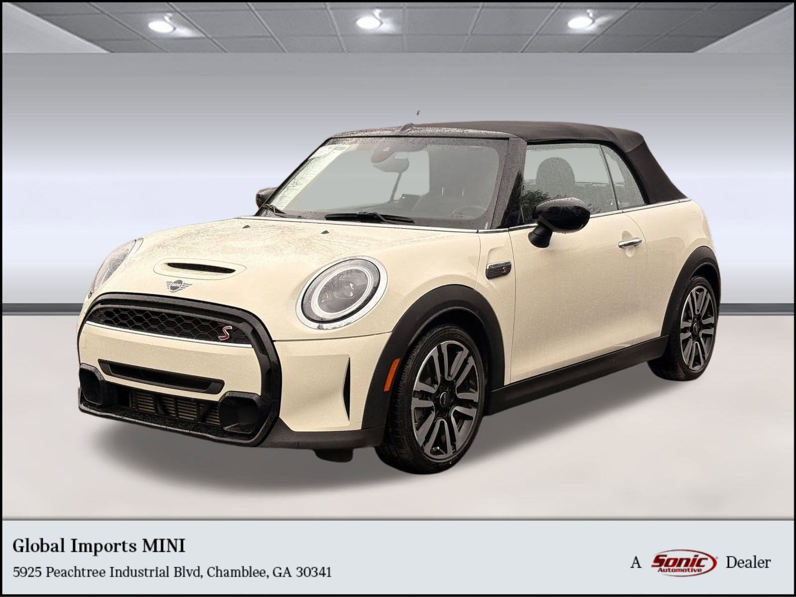 2022 MINI Convertible S's photo