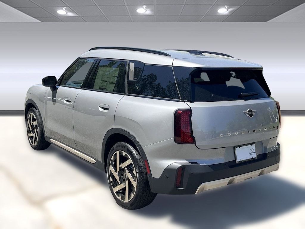 New 2025 MINI Countryman Iconic SUV