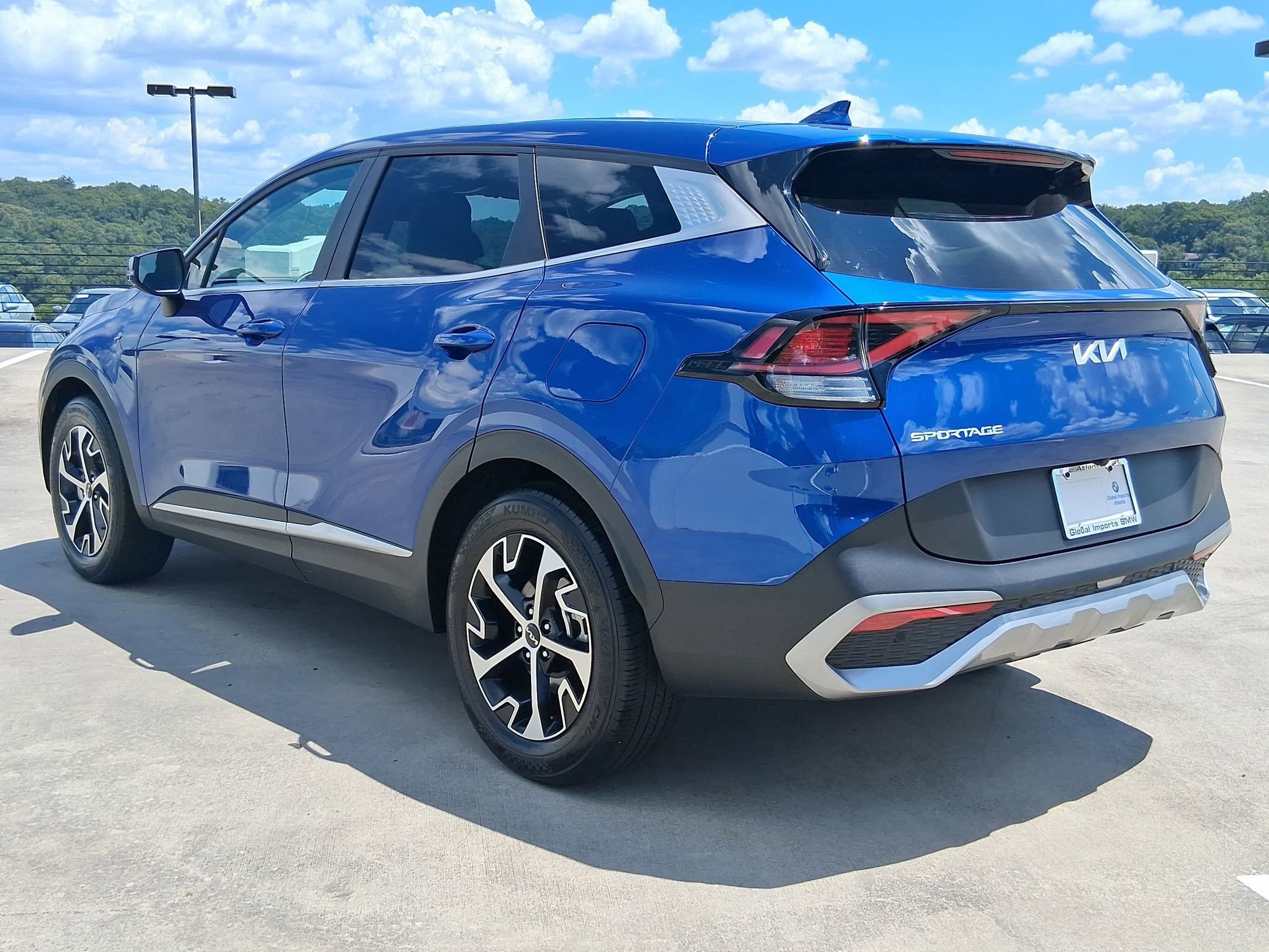 2023 Kia Sportage EX photo 3