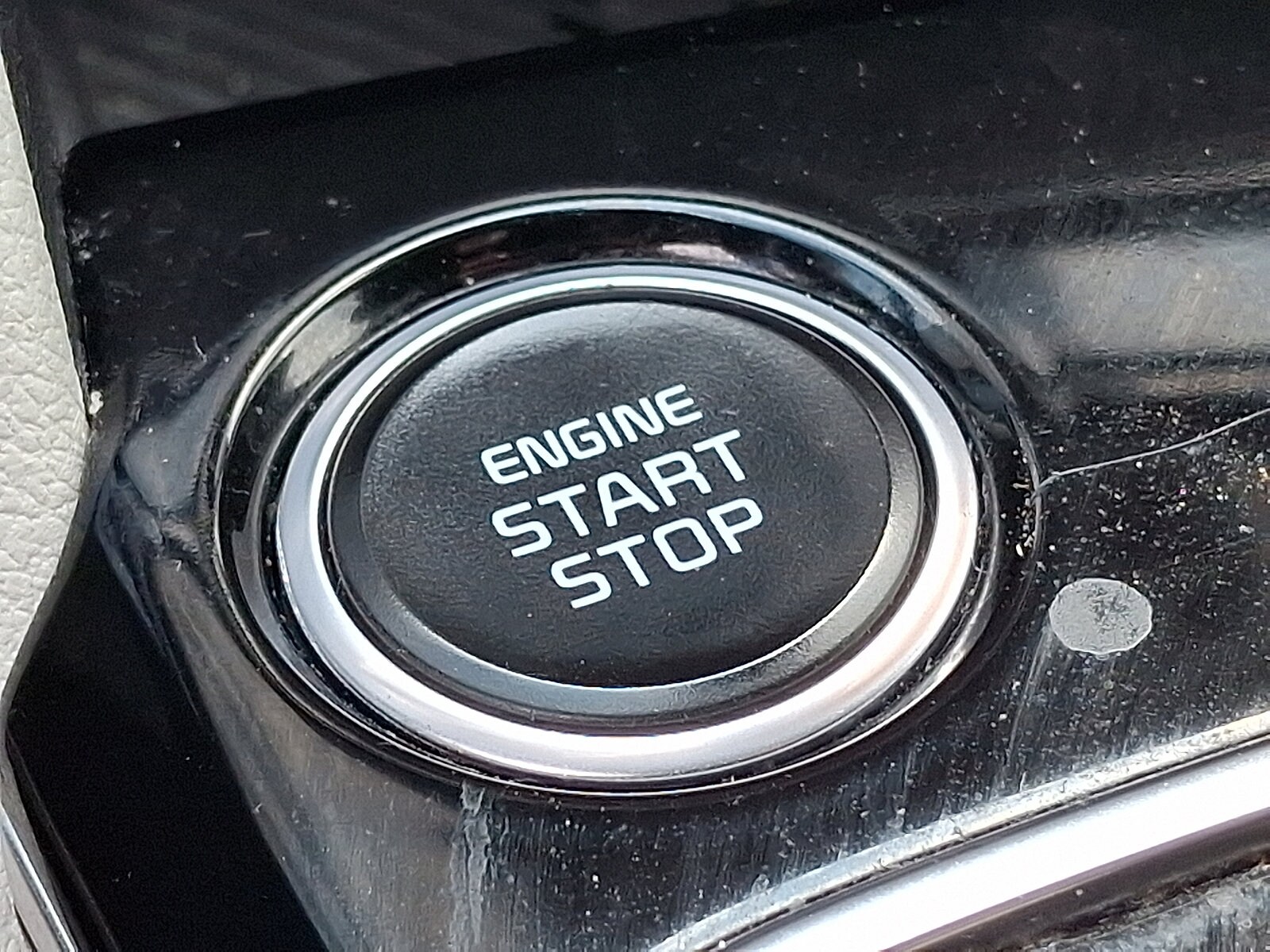 2024 Kia Sportage EX - Photo 24
