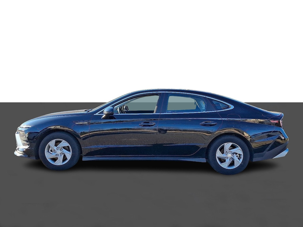 Used 2025 Hyundai Sonata SE SE FWD