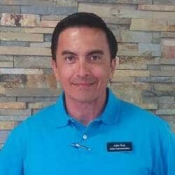 Staff member Julio Ruiz from ID_b9662579bdd1