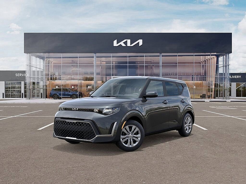 Used 2025 Kia Soul LX LX FWD
