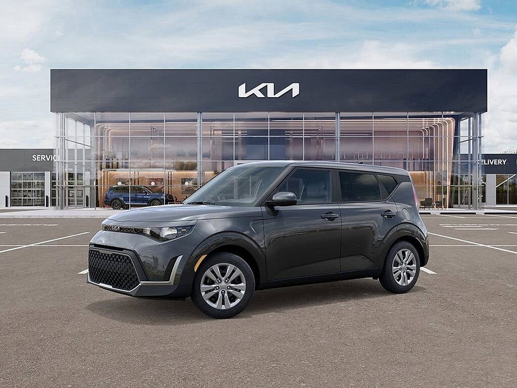 Used 2025 Kia Soul LX LX FWD