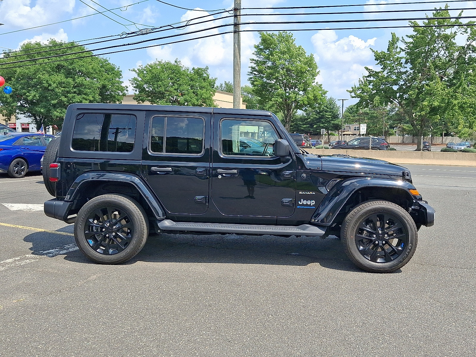 2023 Jeep Wrangler 4xe Sahara 4XE - Photo 8