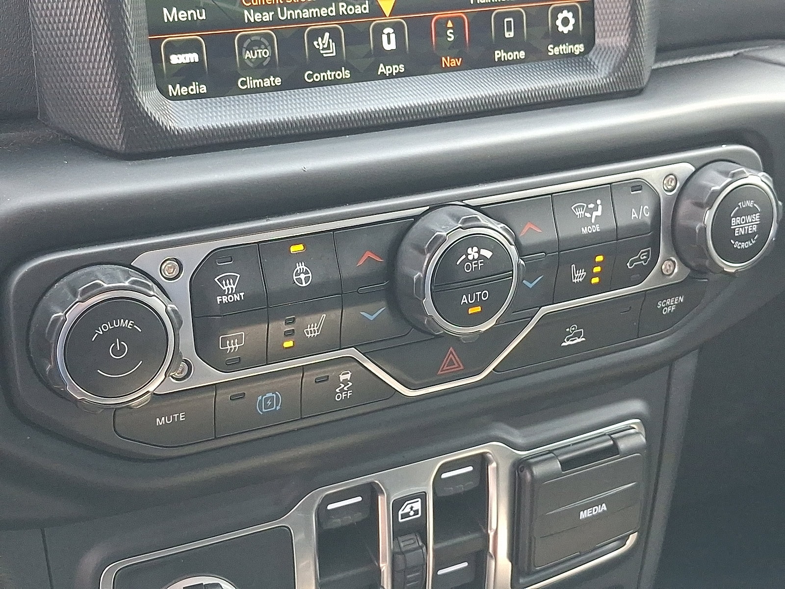 2023 Jeep Wrangler 4xe Sahara 4XE - Photo 16