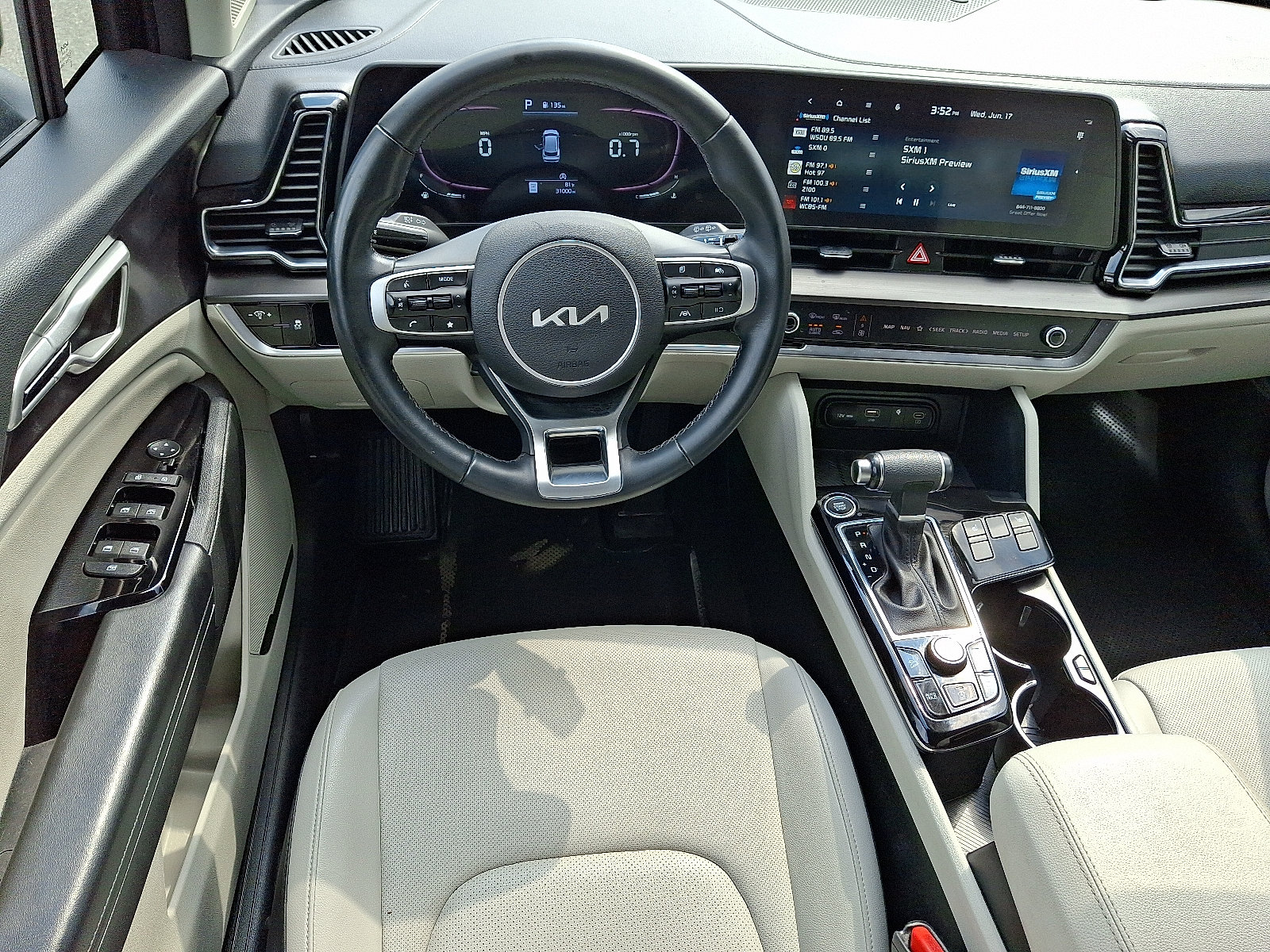 2024 Kia Sportage EX - Photo 12