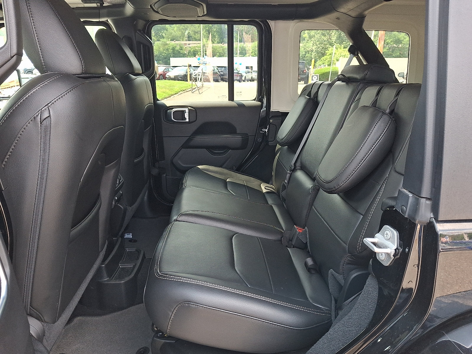 2023 Jeep Wrangler 4xe Sahara 4XE - Photo 11