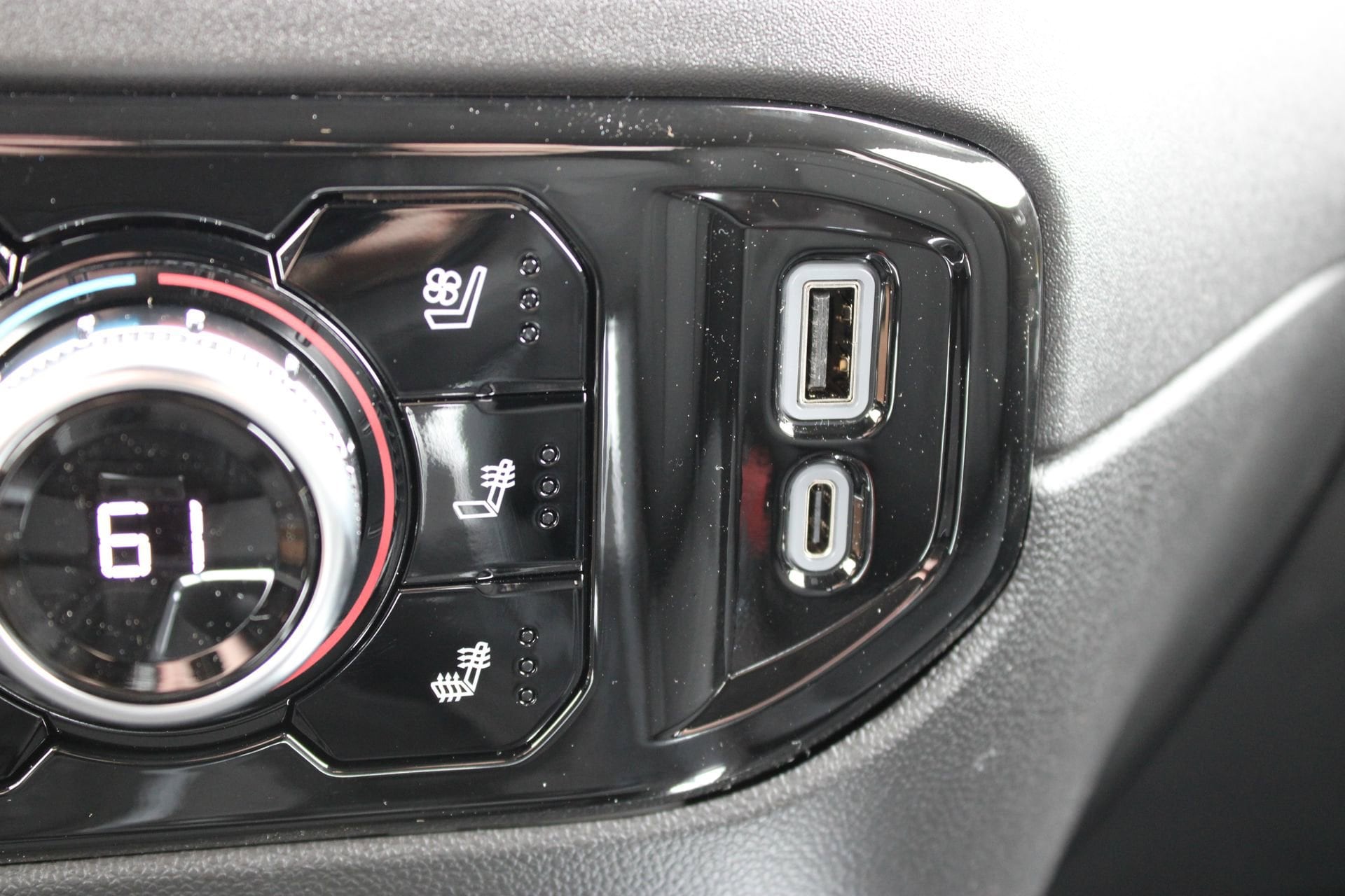 2026 GMC Sierra 1500 SLT - Photo 49