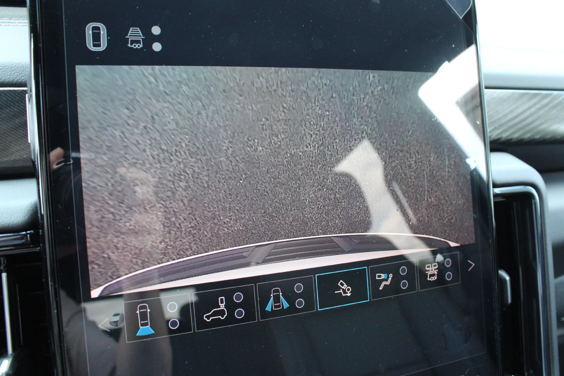 2026 GMC Yukon AT4 - Photo 46
