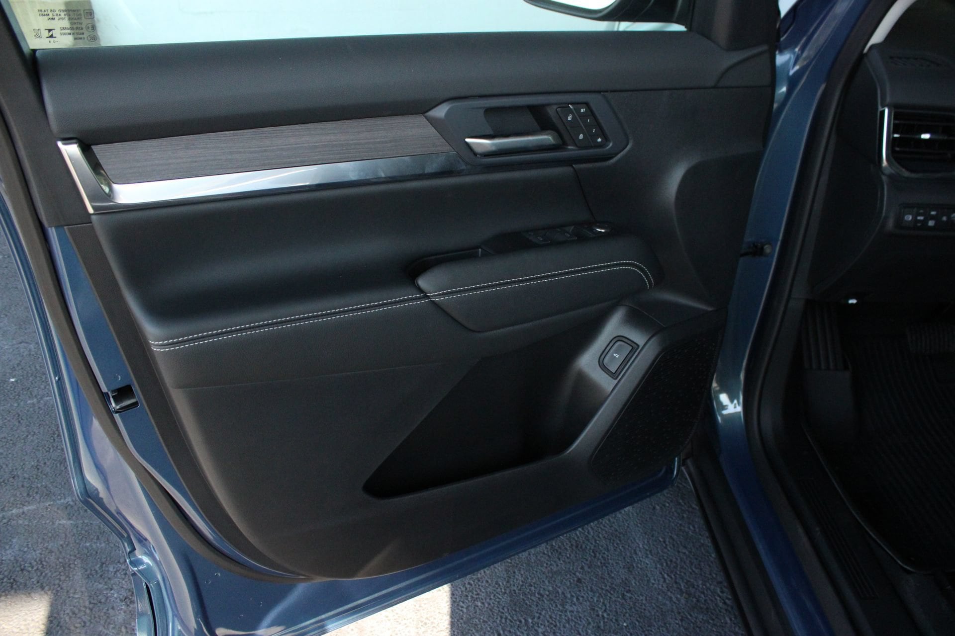 2027 GMC Terrain Denali - Photo 13