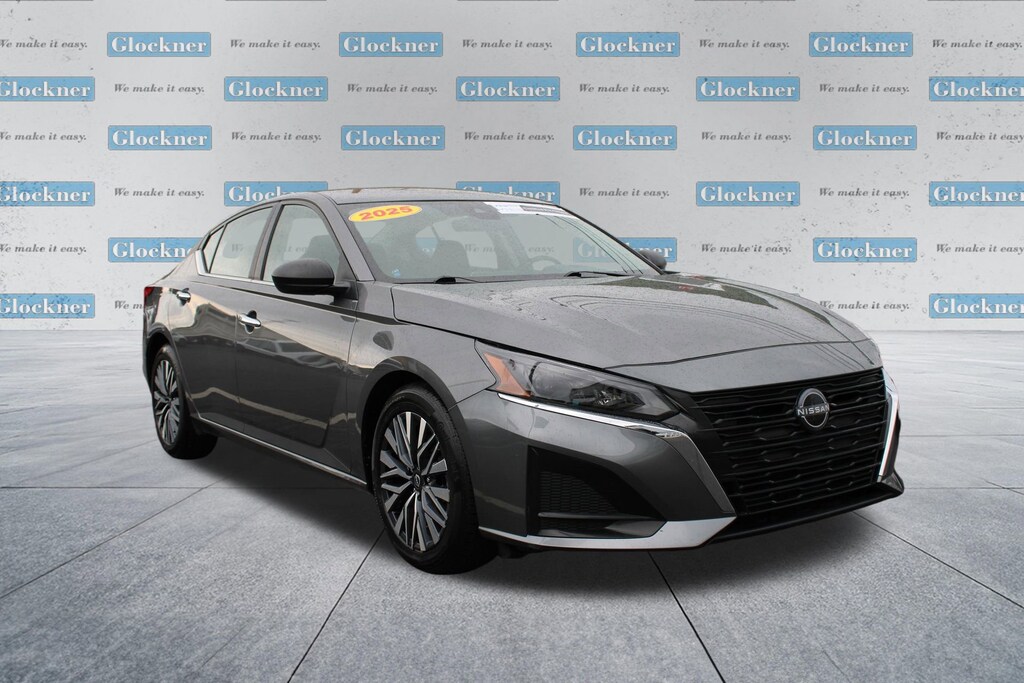 Used 2025 Nissan Altima SV Sedan